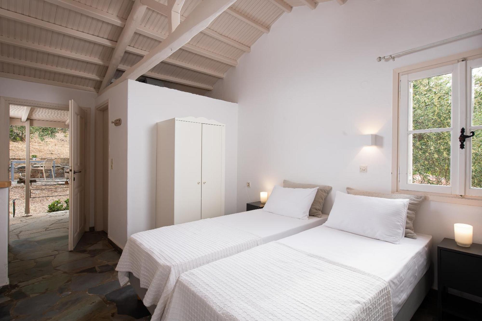 Lithea Villas And Studios By The Sea Agios Petros  Dış mekan fotoğraf