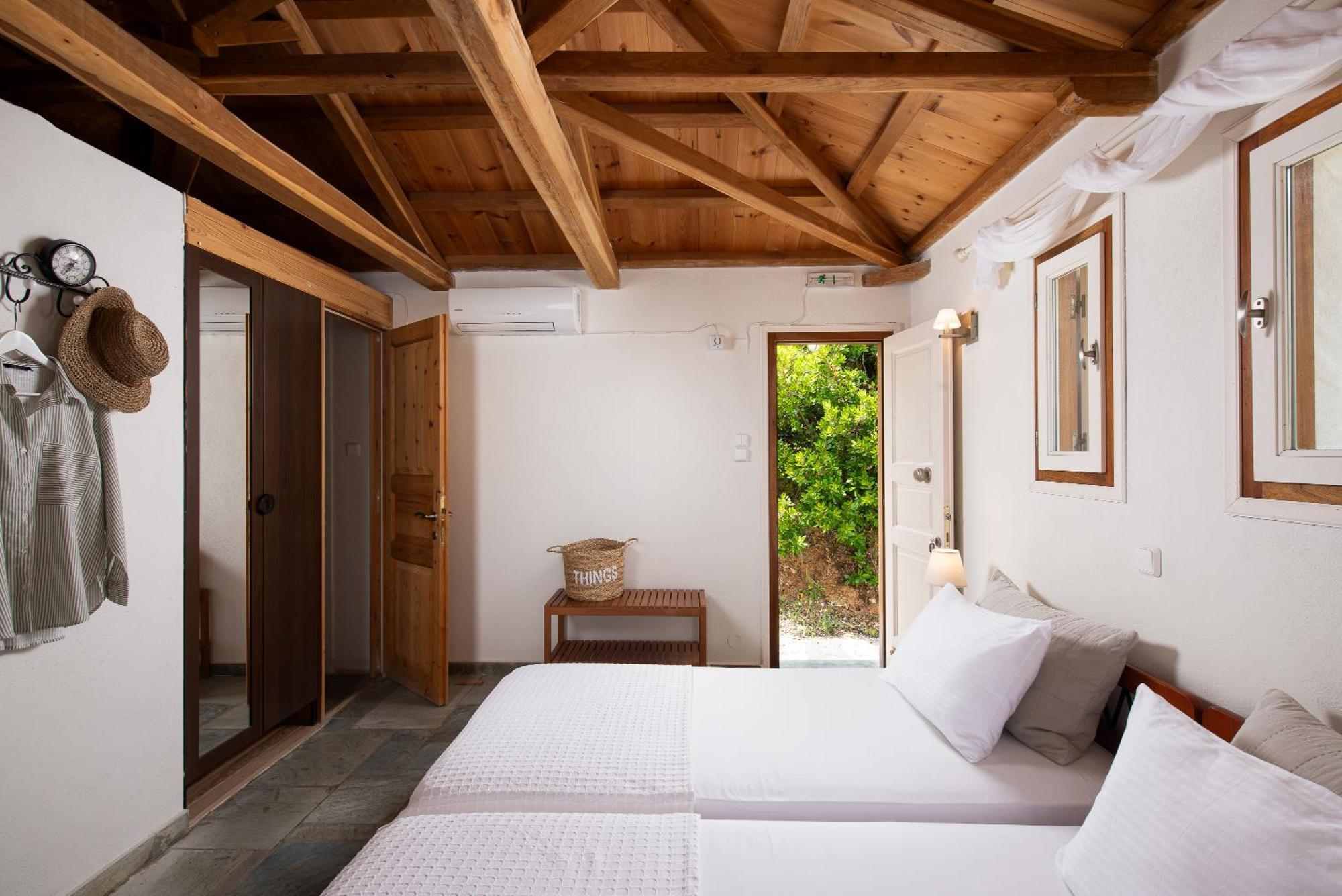 Lithea Villas And Studios By The Sea Agios Petros  Dış mekan fotoğraf