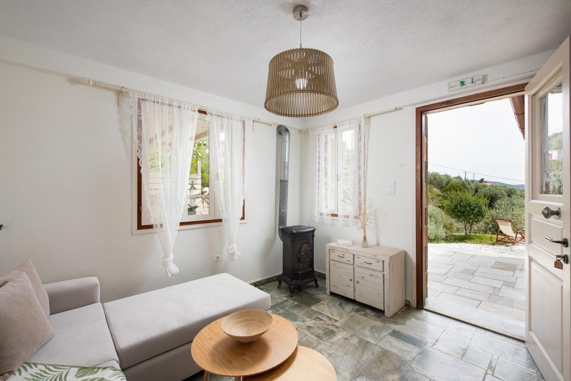 Lithea Villas And Studios By The Sea Agios Petros  Dış mekan fotoğraf
