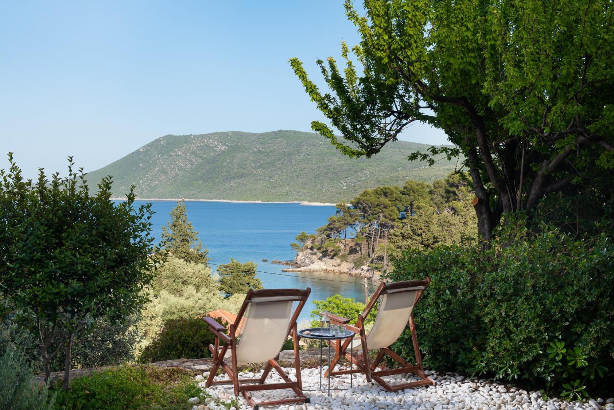 Lithea Villas And Studios By The Sea Agios Petros  Dış mekan fotoğraf